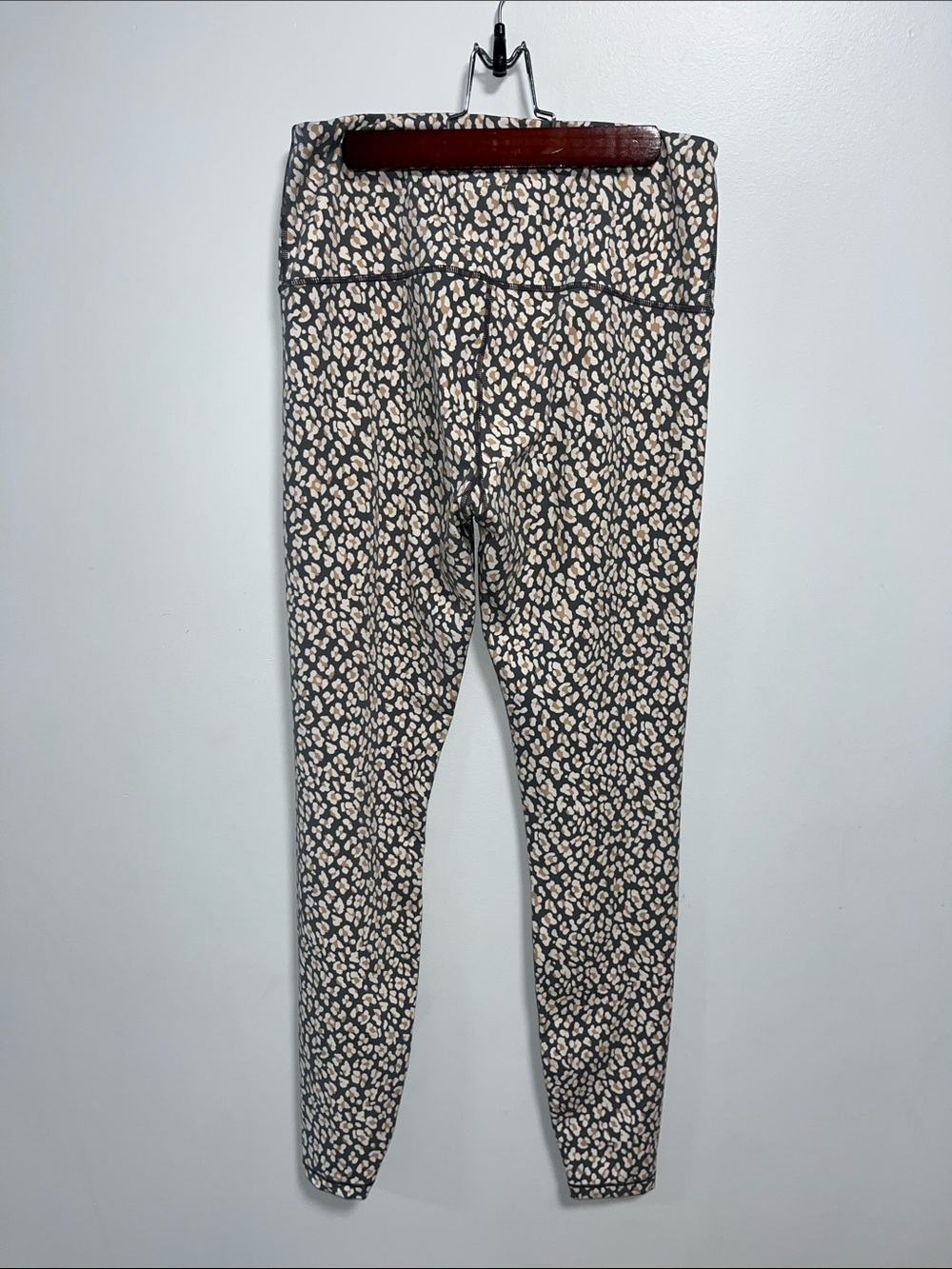 Varley high rise abstract print Leggings Medium Buttery Soft